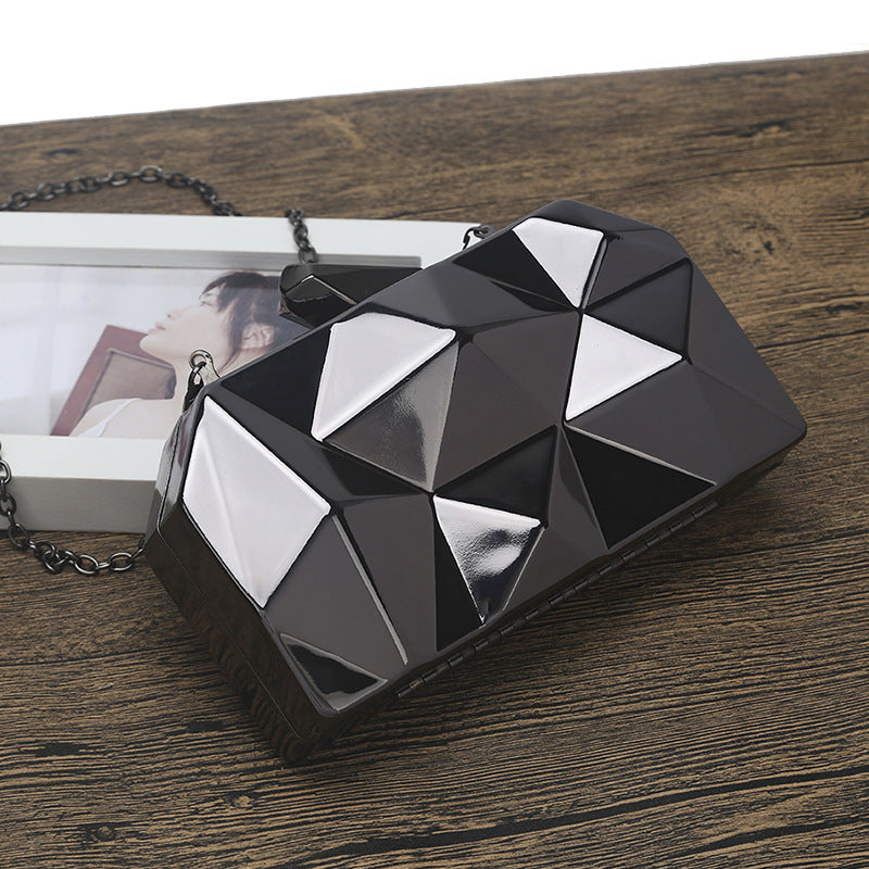 Rhombus Metal Dinner Bag – Chic & Stylish