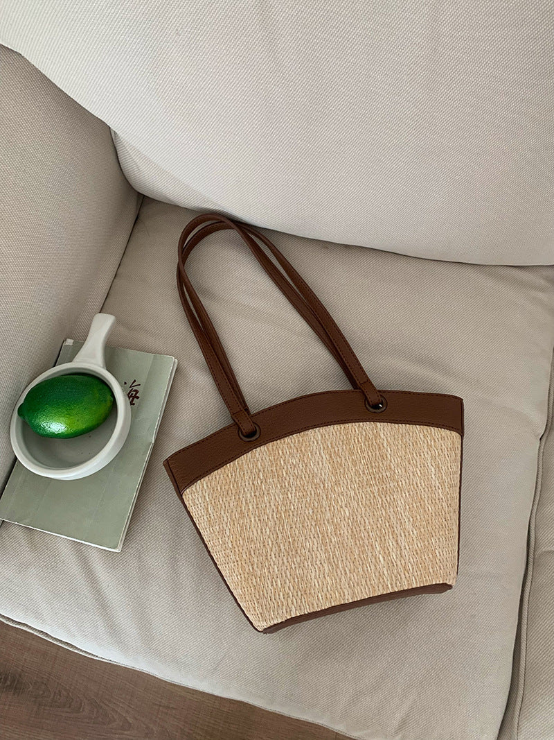 French Retro Straw Bag – Vacation-Ready Woven Shoulder Tote