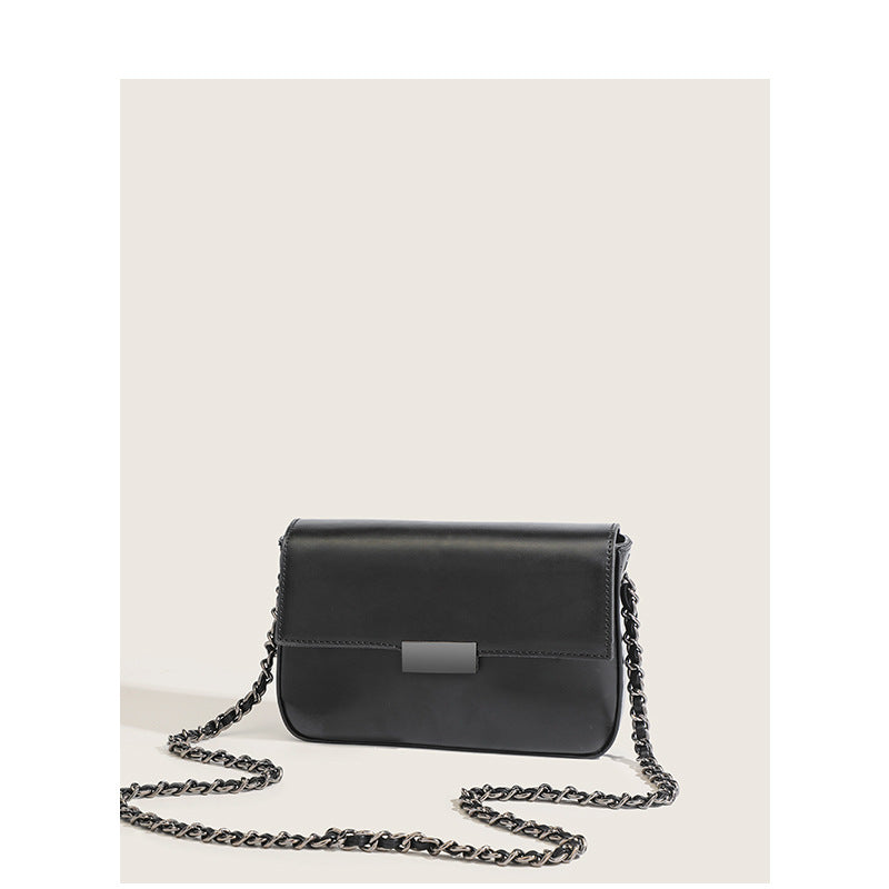Soft Leather Armpit Bag – Fashionable & Spacious